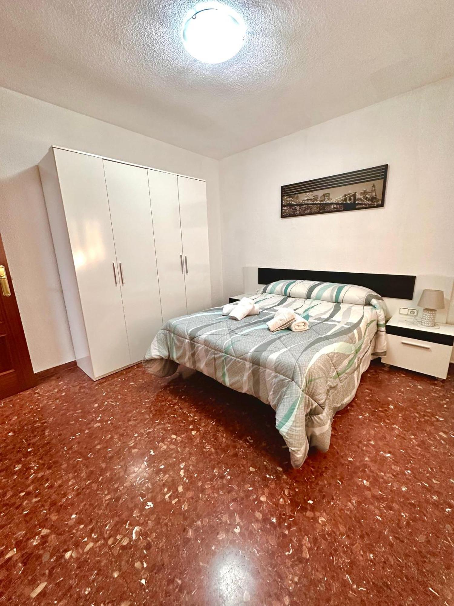 Piso Granada 3 Dormitorios Y Parking Privado ภายนอก รูปภาพ